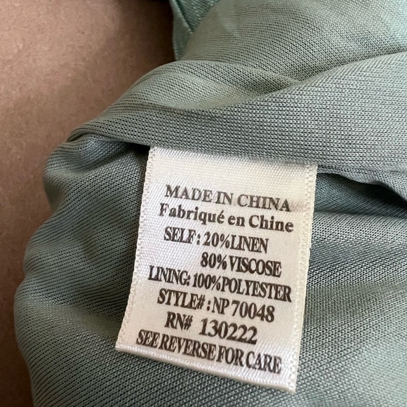 NWOT! New In Green Linen Viscose Blend Frill Elastic Waist Band Shorts Size L - Picture 9 of 9